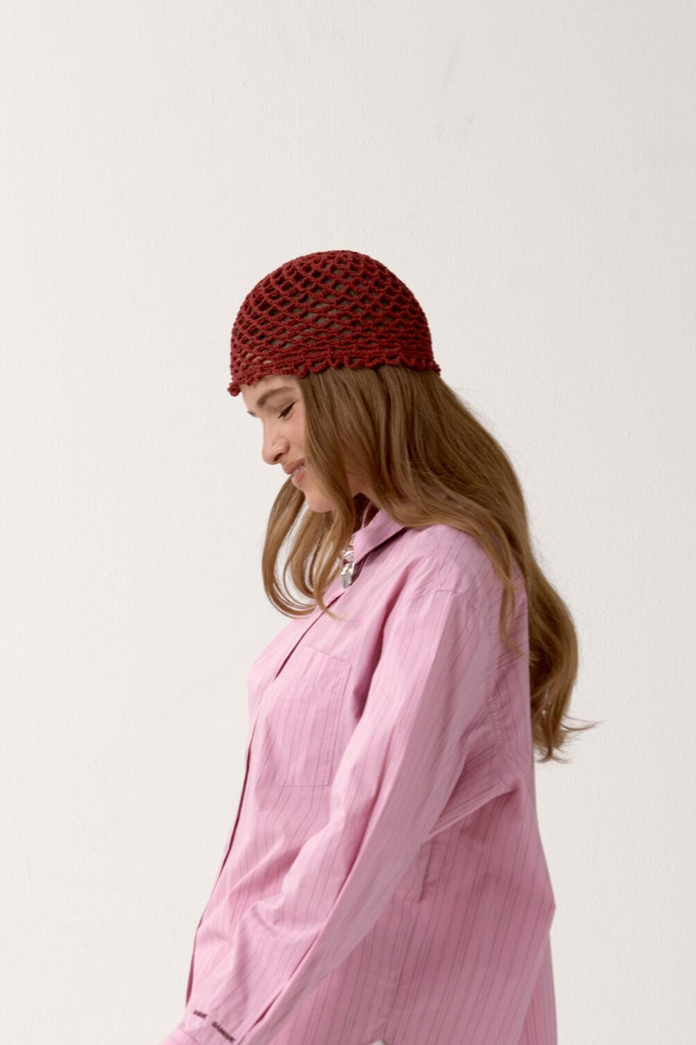 Croha Skull hæklet hat - Tibetan Red